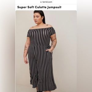 Torrid jumpsuit- size 2